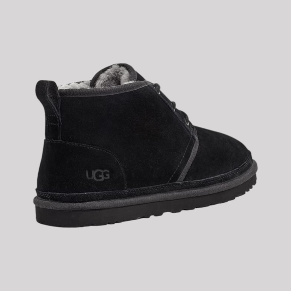 Men\'s UGG Neumel Boot in Black Suede. 3236